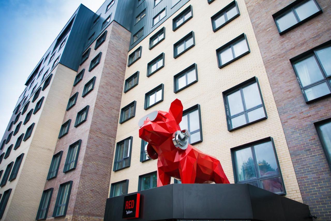 Radisson Red London Greenwich The O2 Exterior photo